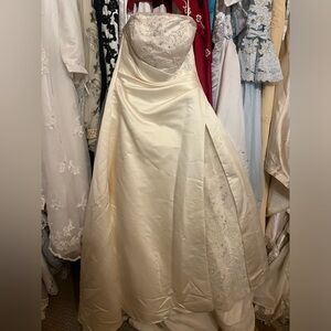 Size 6 wedding dress